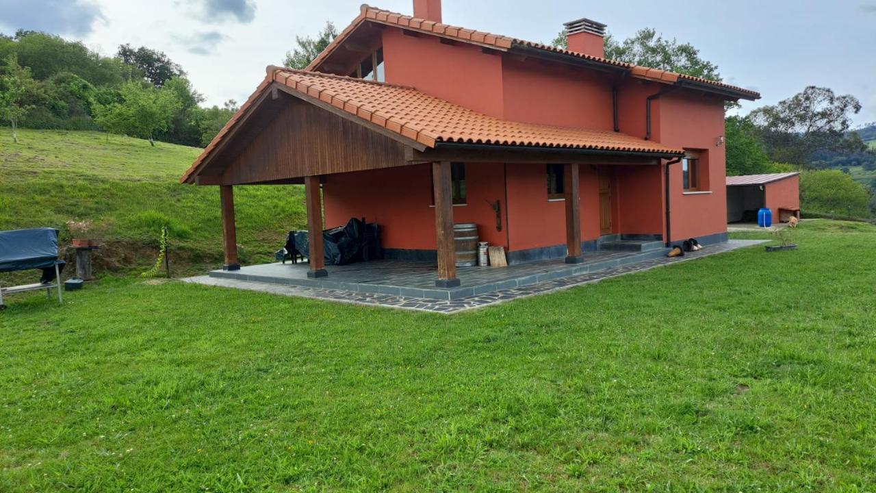 Villa La Casita De Titi Pravia Exterior foto
